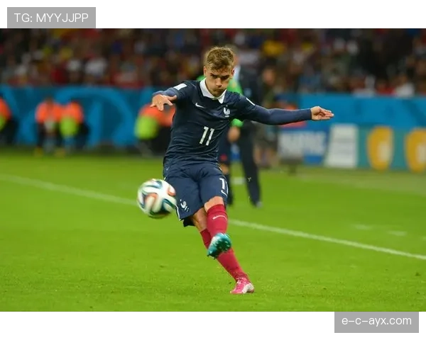 格列兹曼精准演绎十号位精髓，引领中场核心新风潮