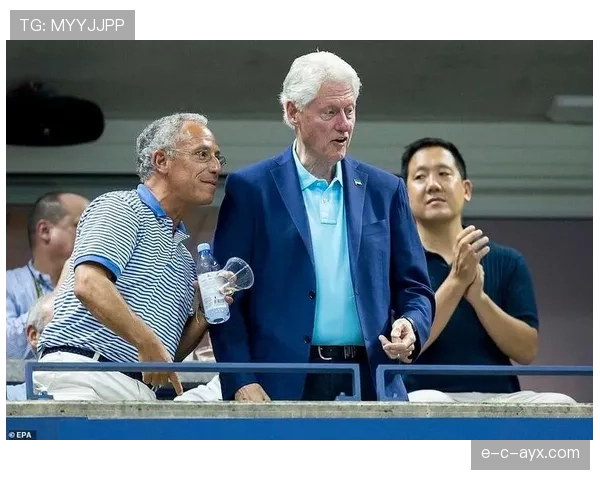 小威退役后晒出的日常：私人飞机当通勤工具，这谁顶得住啊